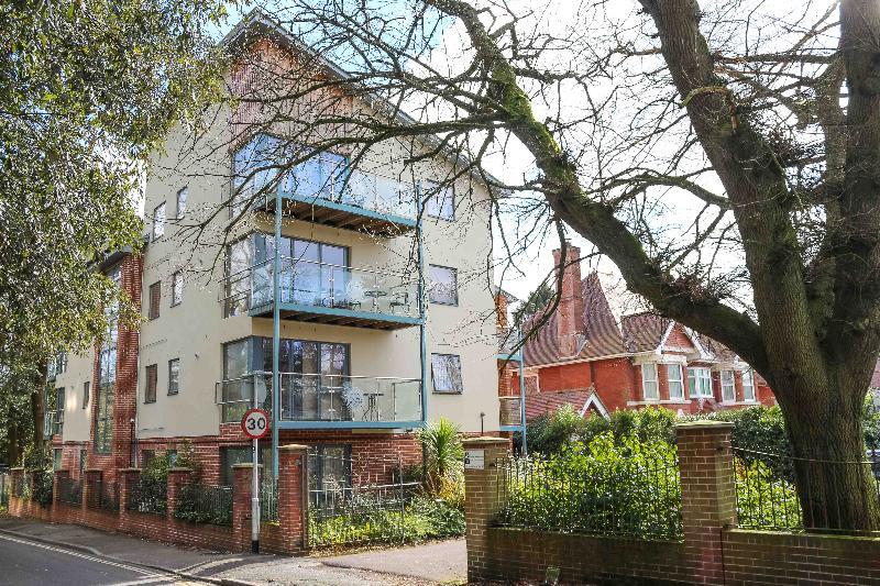 Southampton Serviced Apartments Exterior photo